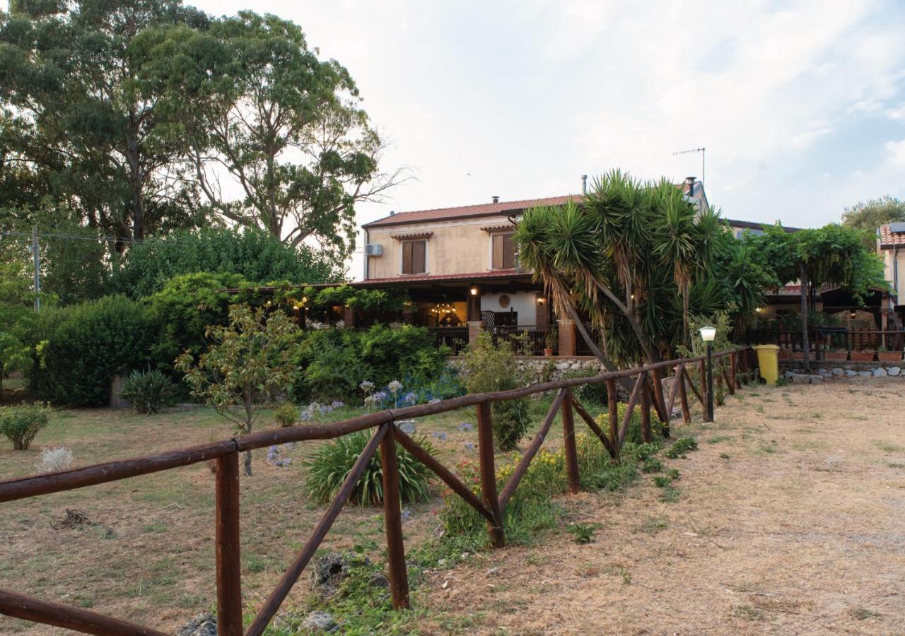 Il Sorgituro - Agriturismo Postiglione Zewnętrze zdjęcie