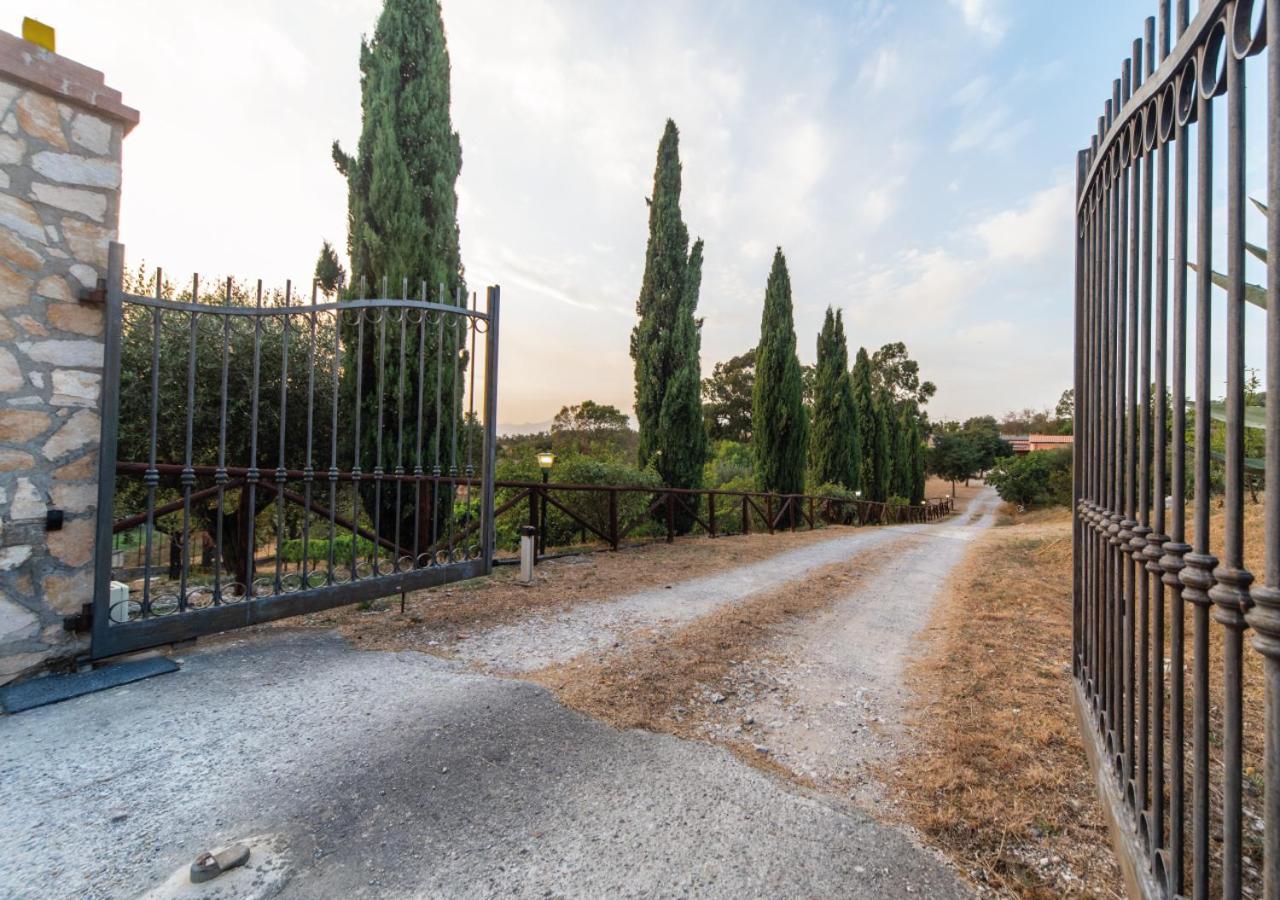 Il Sorgituro - Agriturismo Postiglione Zewnętrze zdjęcie